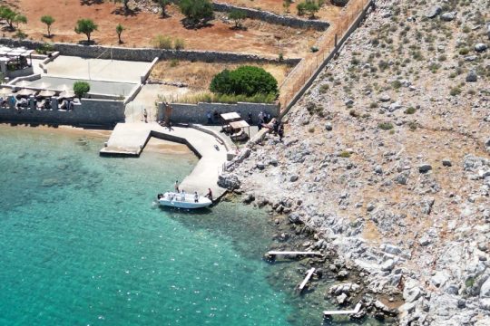 Ο 67χρονος Μάικλ Μόσλεϊ βρέθηκε νεκρός στην παραλία της Αγίας Μαρίνας πιθανότατα από παθολογικά αίτια
